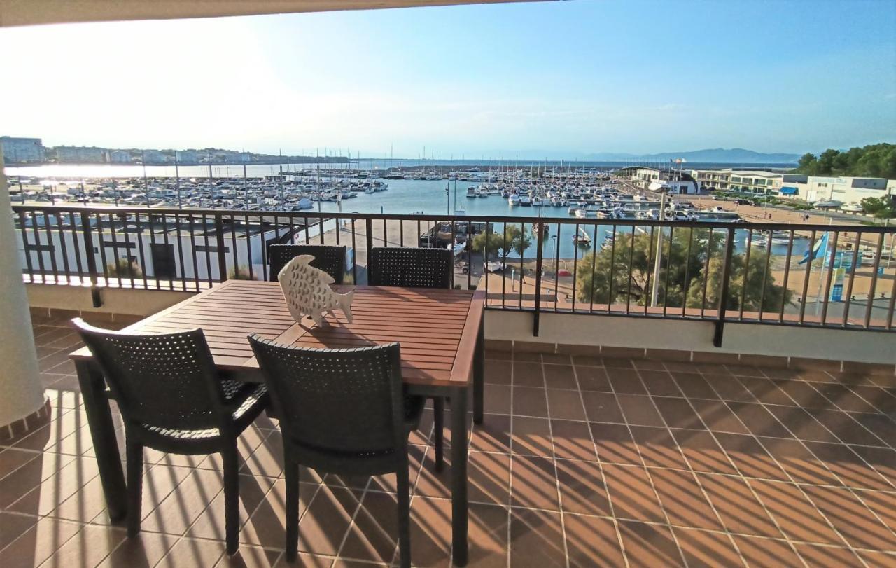Apartaments Club Nautic L' Escala Eksteriør bilde