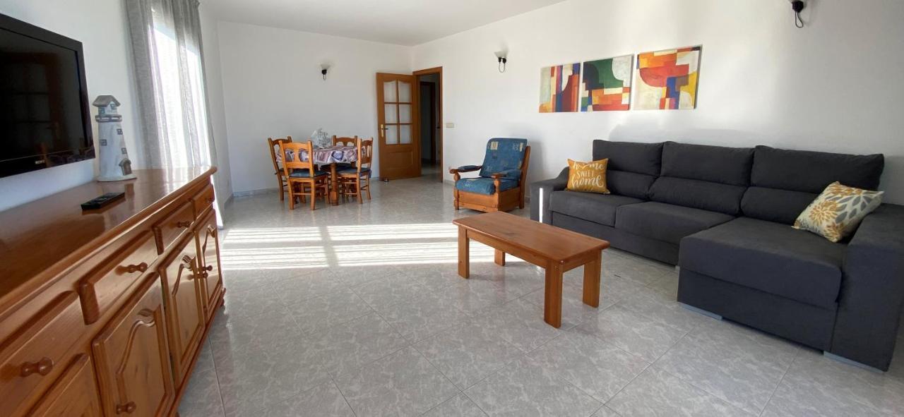 Apartaments Club Nautic L' Escala Eksteriør bilde