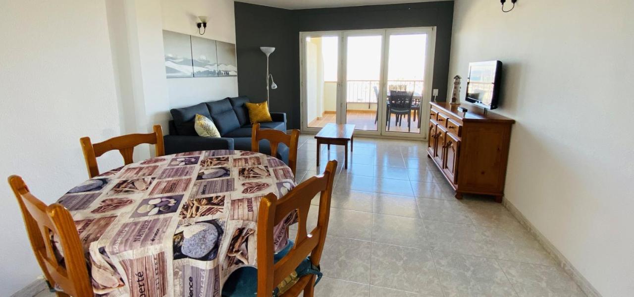 Apartaments Club Nautic L' Escala Eksteriør bilde
